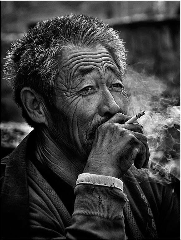 2010 Print - Jia Han Dong - Uncle Li Smoking