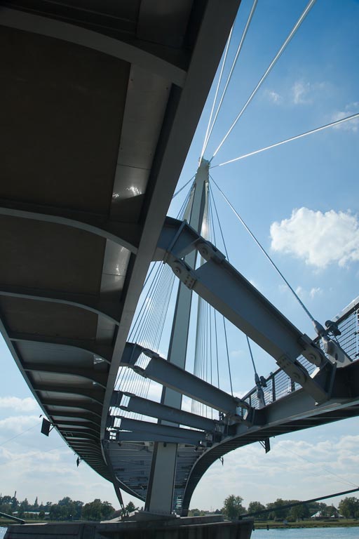 Europa Bridge